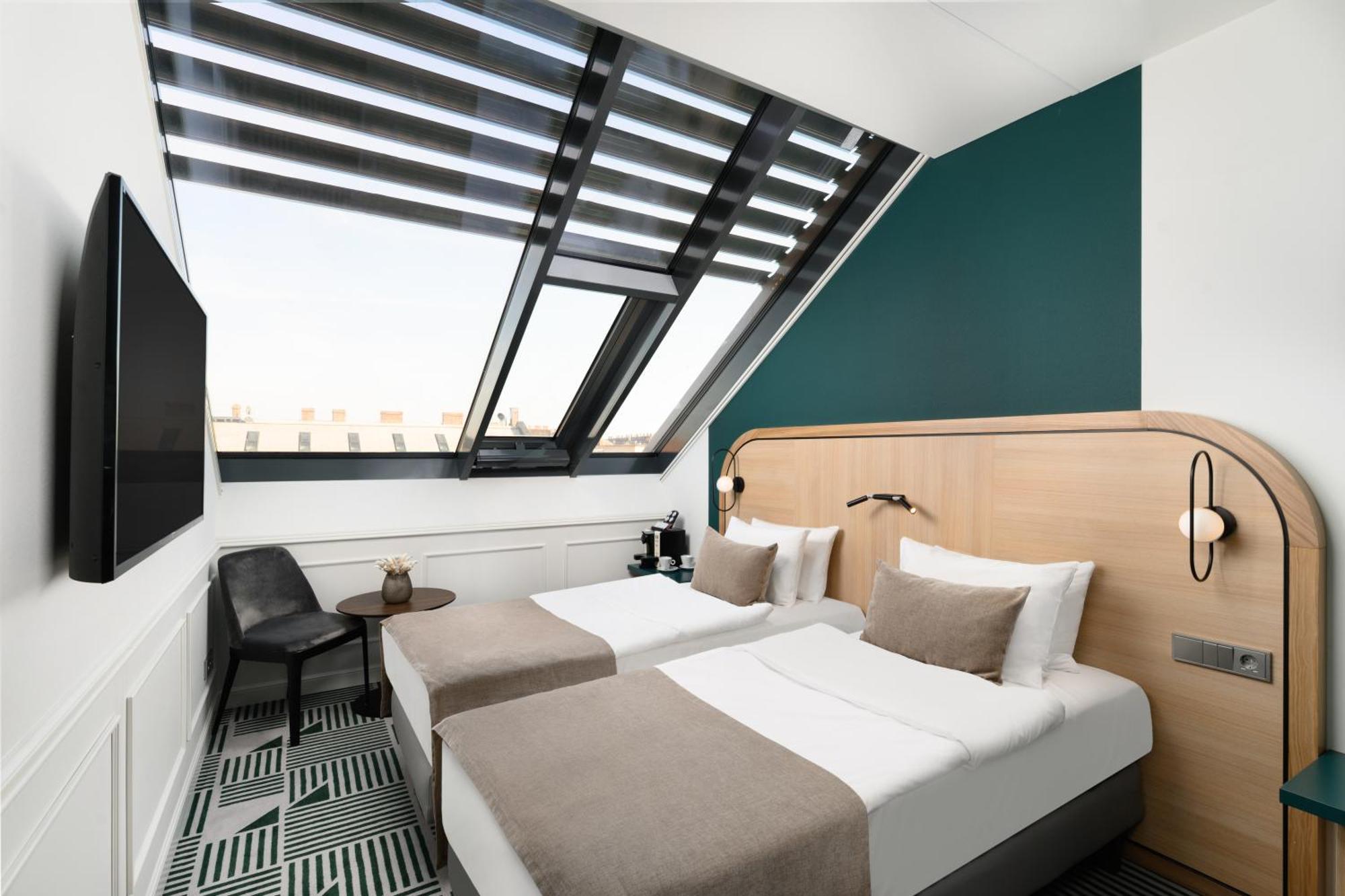 Hotel Oktogon Haggenmacher By Continental Group ブダペスト エクステリア 写真