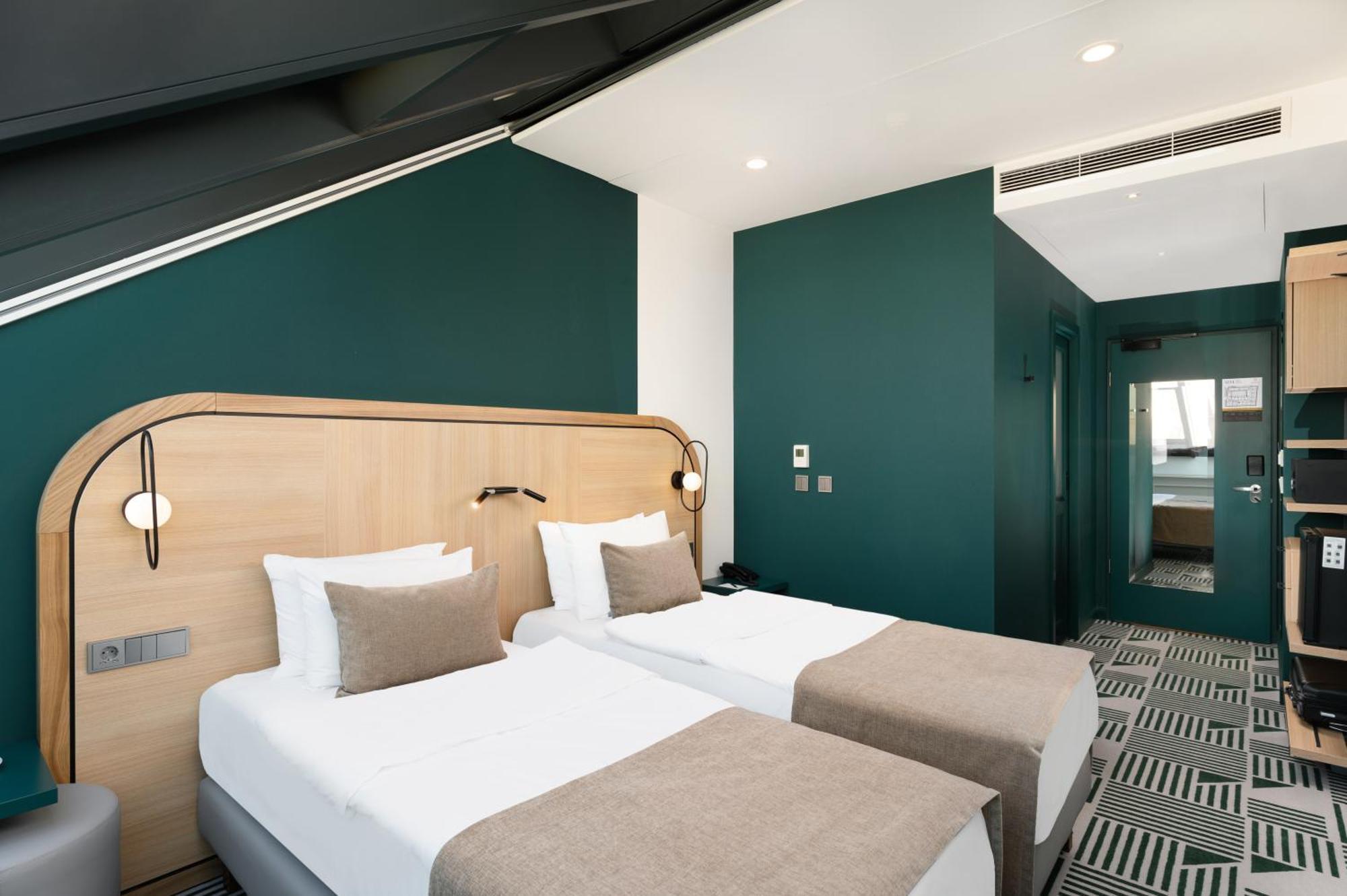 Hotel Oktogon Haggenmacher By Continental Group ブダペスト エクステリア 写真