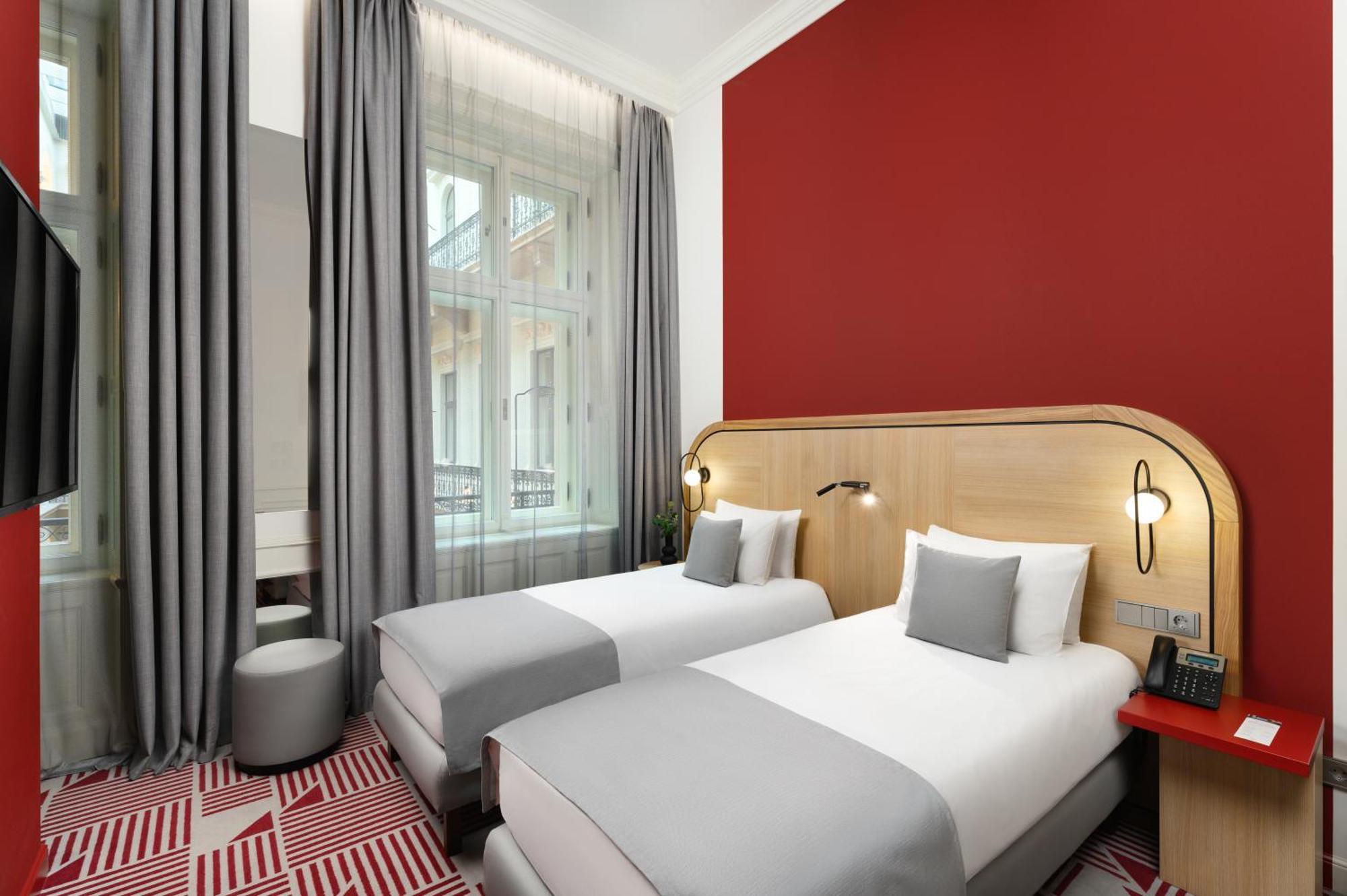 Hotel Oktogon Haggenmacher By Continental Group ブダペスト エクステリア 写真